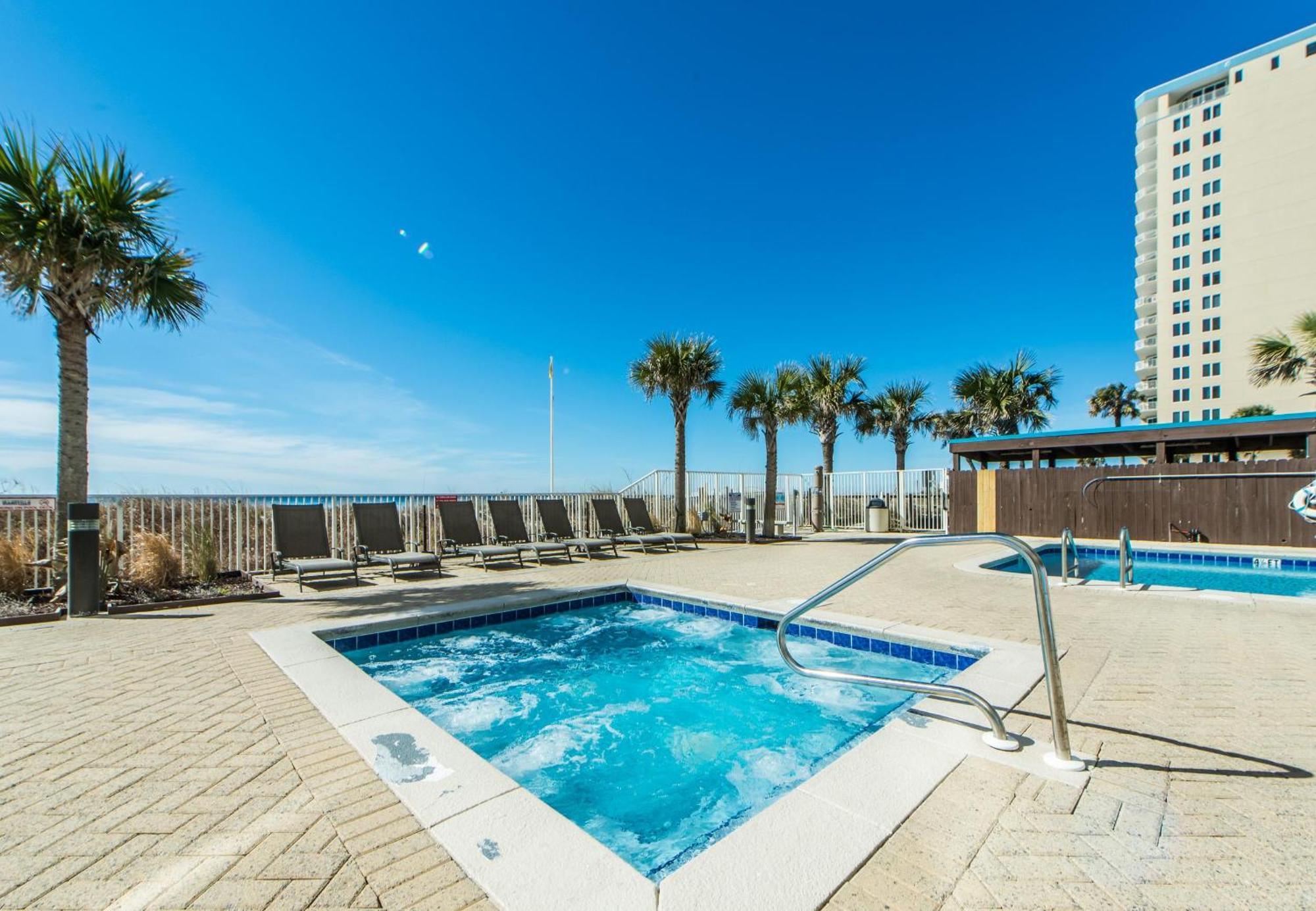 Ocean Penthouse #2302 Apartamento
